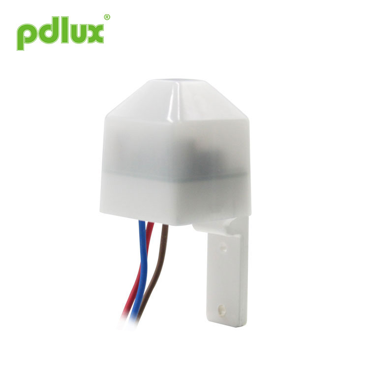 Suis Lampu Photocell Automatik